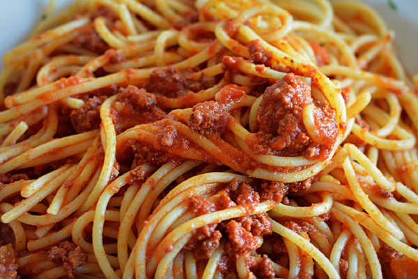 traditional spaghetti and tomato vegan meaty sauce