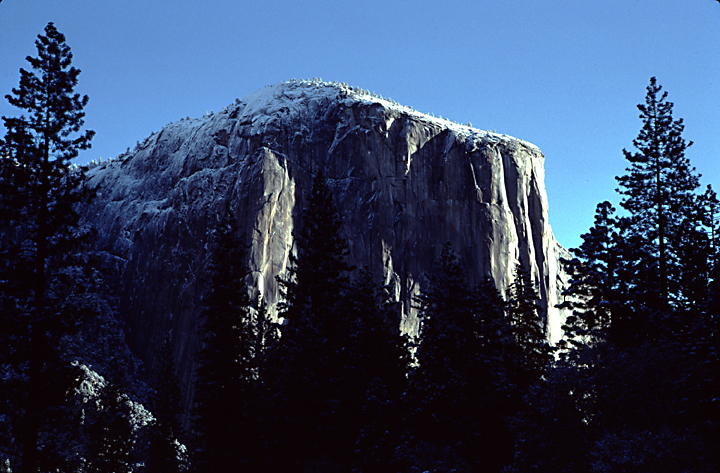 yosemite mountain outline