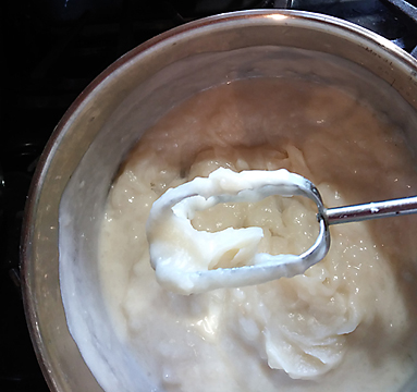 vegan mayonnaise on mixer
